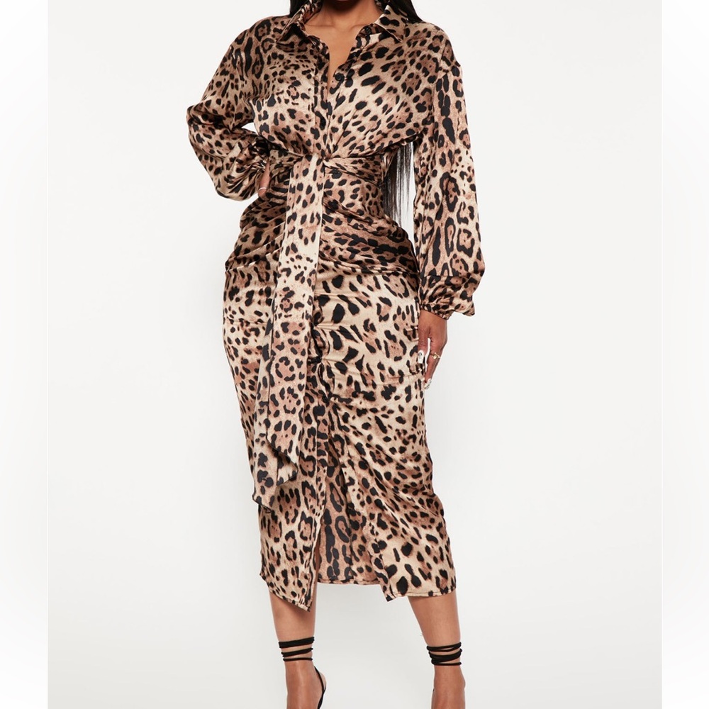 Make me roar midi dress